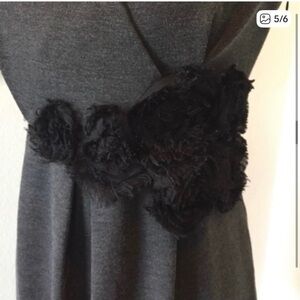 Spenser Dress V Neck Sleeveless Gray Size 4 Thick Fabric